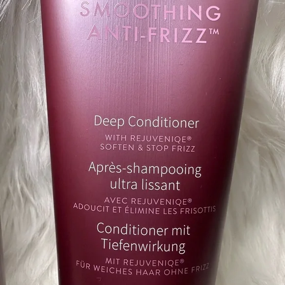 Monat smoothing anti-frizz shampoo and conditioner. Never used, brand new - Picture 5 of 6